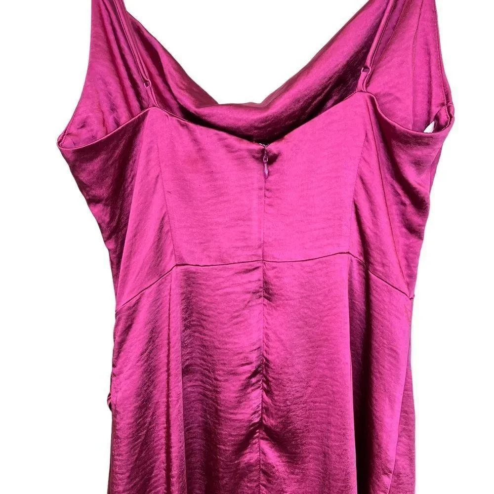 NEW Elliatt Jacinda Dress in Berry Size Medium - Picture 8 of 14